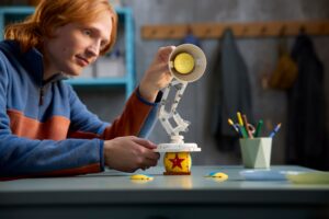 Hamarosan kirakhatod LEGO kockákból a Pixar ikonikus lámpáját