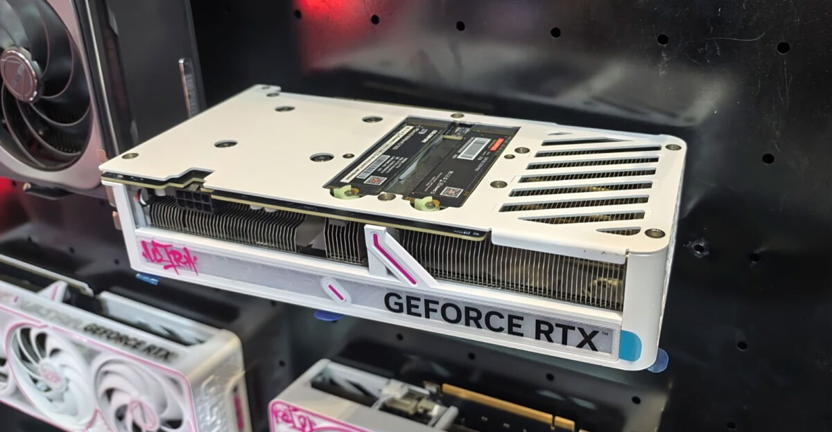Erre a videokártyára két SSD is kerülhet