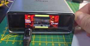 Már egy mezei telefontöltőn is elfut és játszható a Doom
