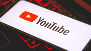 Kellemetlen változások jönnek a YouTube Premium csomagjába